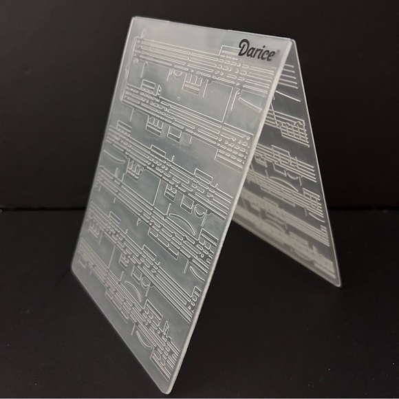 Darice 4” x 6” embossing folder - SHEET MUSIC - Picture 4 of 11